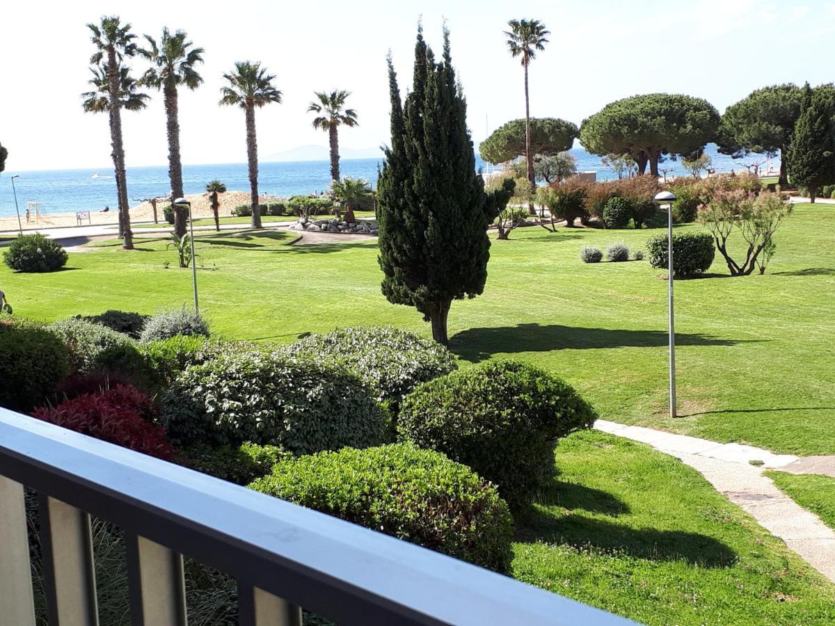 La Londe Les Maures Apartamento Exterior foto